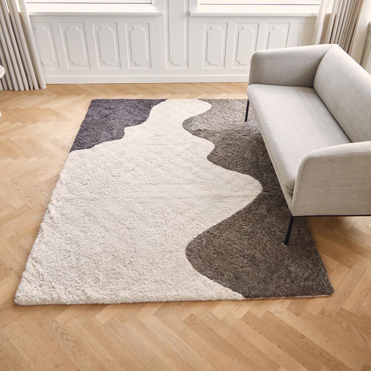 Short Wool Curly Sheepskin River Design Rug Anthracite/Cappuccino/Pearl