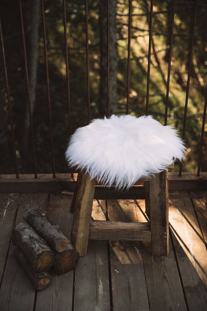 Seat Cover | Long Wool | New Zealand | D34 cm Black