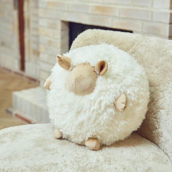 Cute Sheep Cushion | D8 in | D11 in | D13,5 in Beige/White