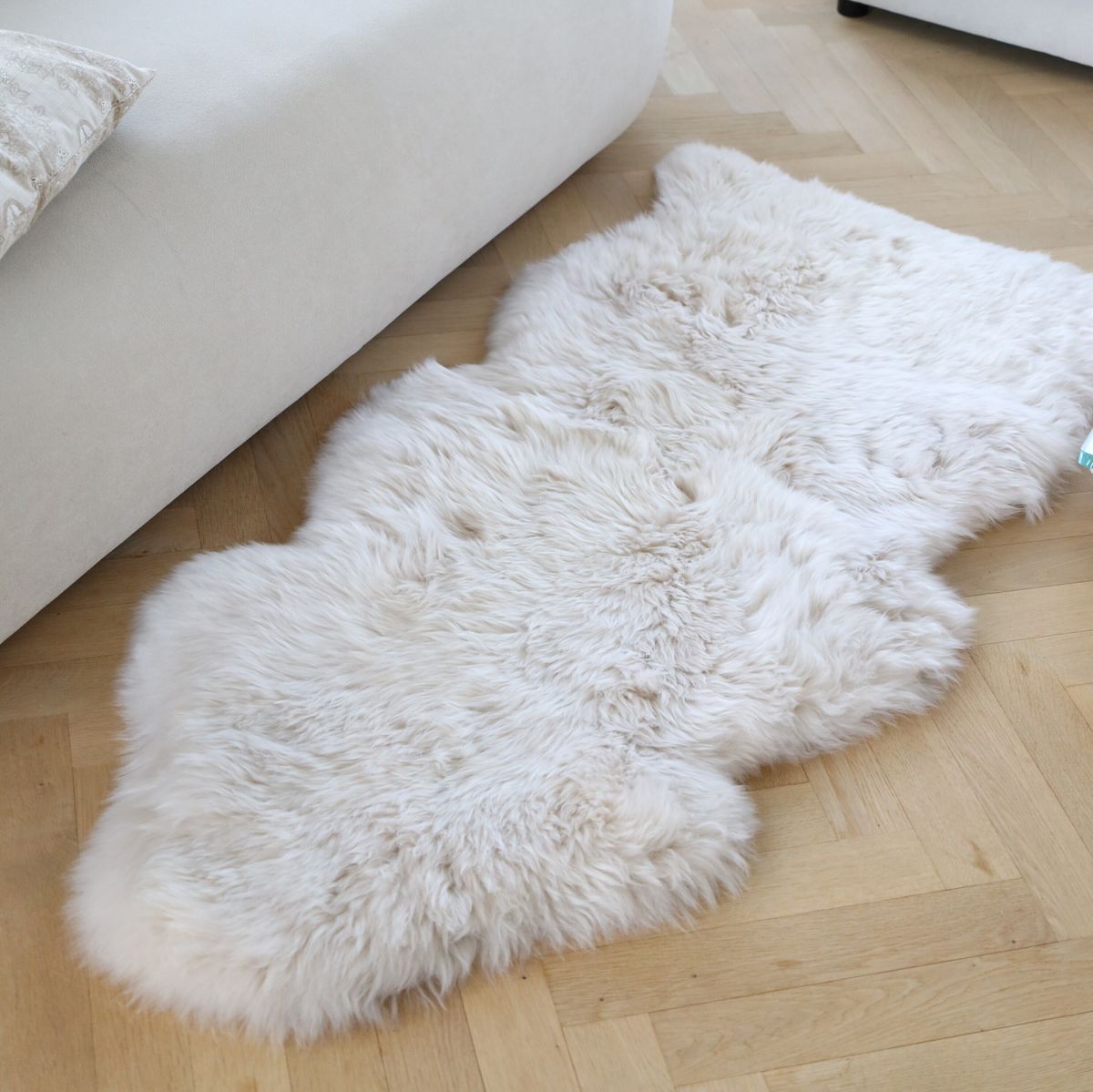 New Zealand Sheepskin | Long Wool | 45x24 in Aubergine