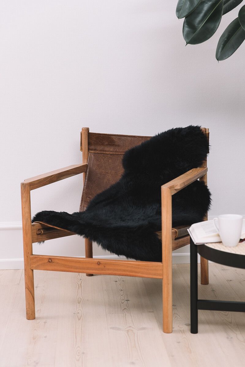 Merino Sheepskin Dyed | New Zealand | approx. 35 in Black
