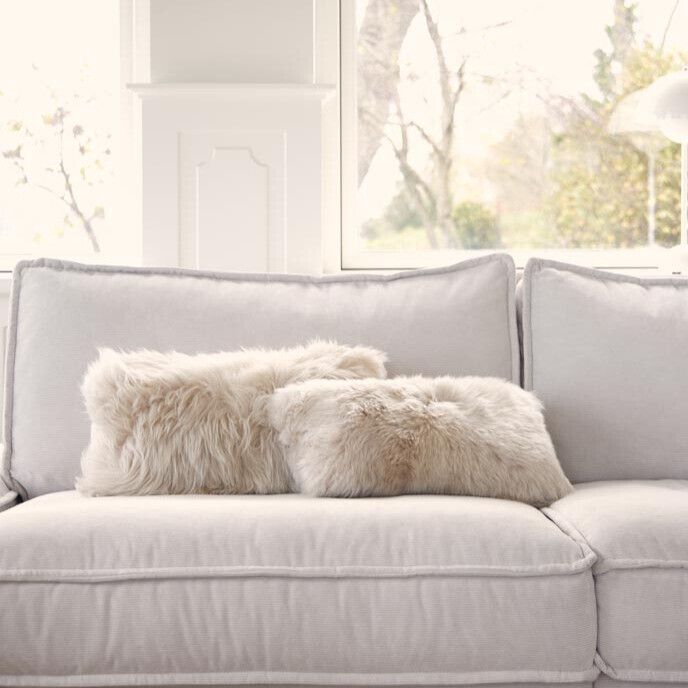 Long-Wool Sheepskin Cushion | 11x22 in Black