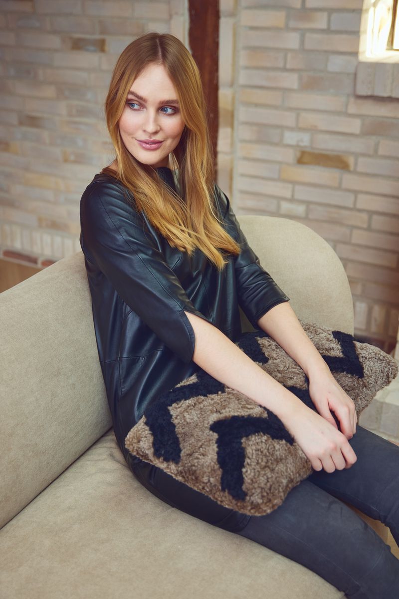 Short-Wool Sheepskin Cushion | Doublesided | 30x60 cm