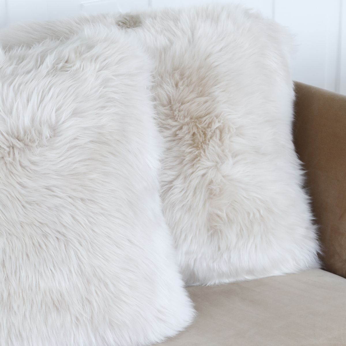 Long-Wool Sheepskin Cushion | LW | Leather backing Ivory