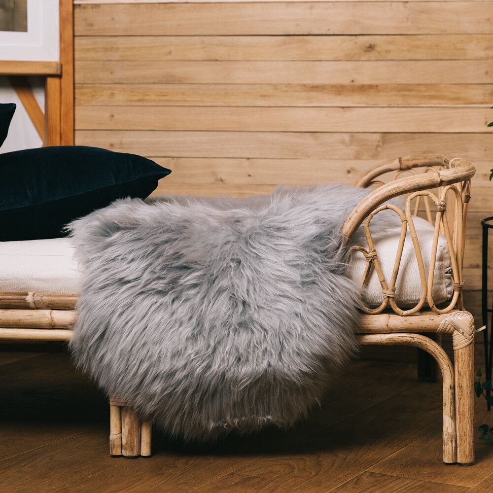 New Zealand Sheepskin | Long Wool | 39 in Light Grey