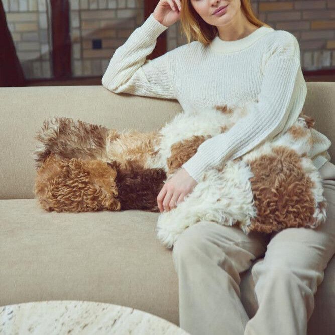 Tigrado Lamb Cushion | Doublesided  Black/White Mix