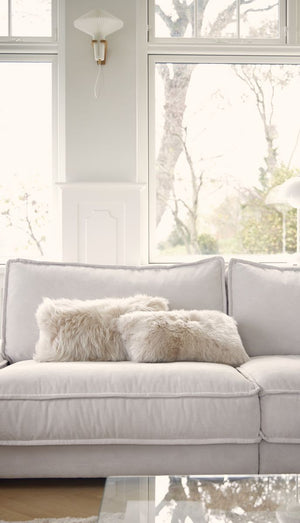 Long-Wool Sheepskin Cushion | Doublesided | New Zealand | 10x20 in Black