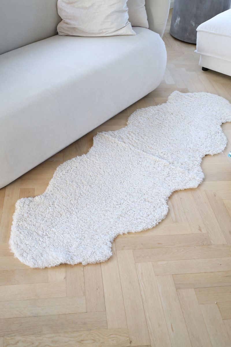  Double Sheepskin Rug | New Zealand | Short Wool curly Pearl