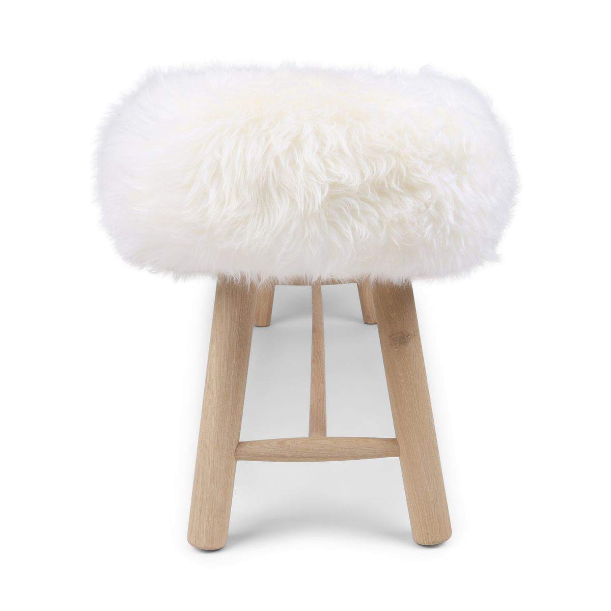 Bench with New Zealand Long Wool Sheepskin | Oak Legs Ivory