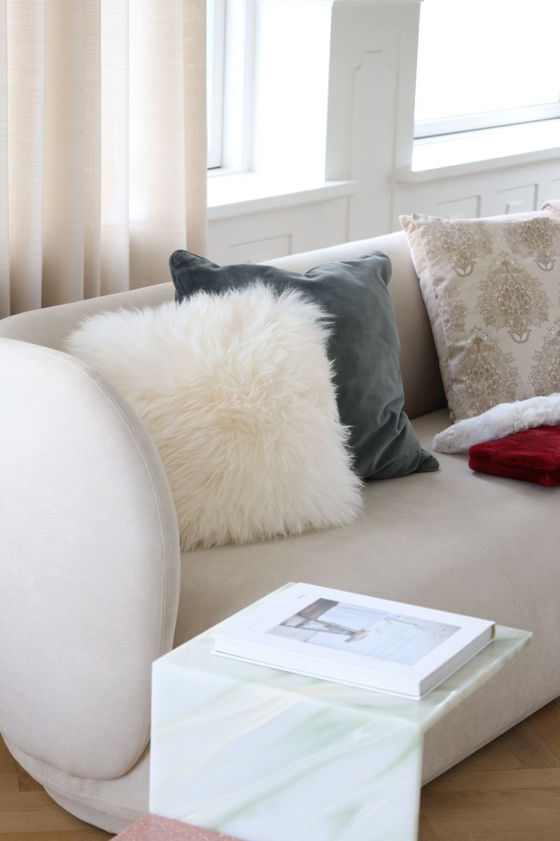 Long-Wool Sheepskin Cushion | Doublesided | 56x56 cm