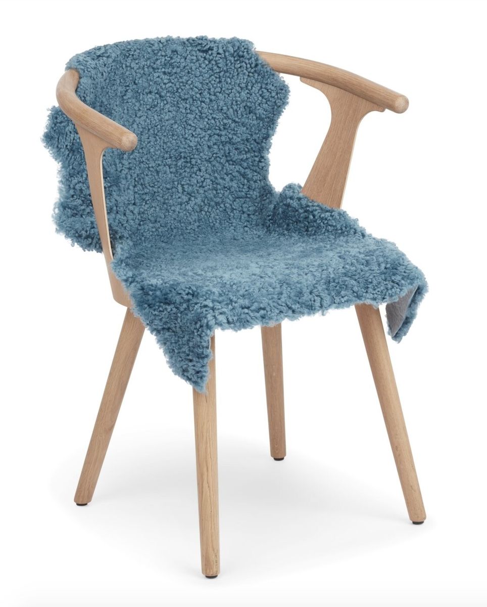 New Zealand Sheepskin | Short Wool | Dyed | 35 in Coral Blue