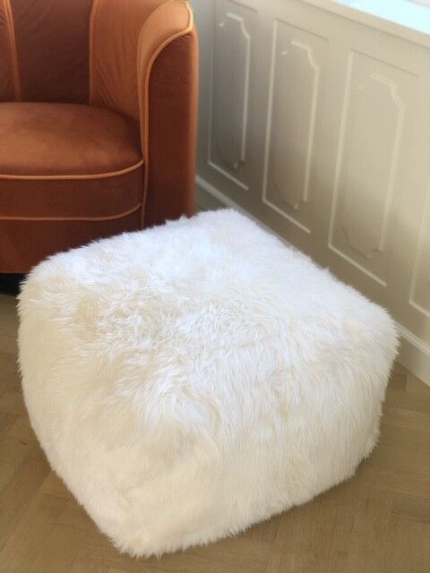 Long Wool Sheepskin Pouf