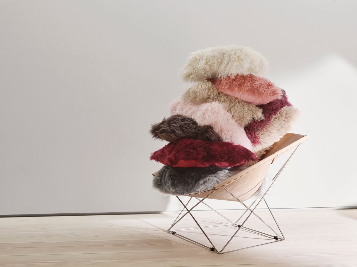 Curly Cushion  Cloud Grey/Snow Top