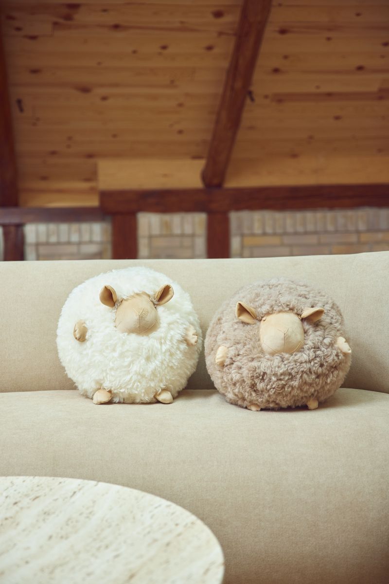 Cute Sheep Cushion | D8 in | D11 in | D13,5 in Beige/White