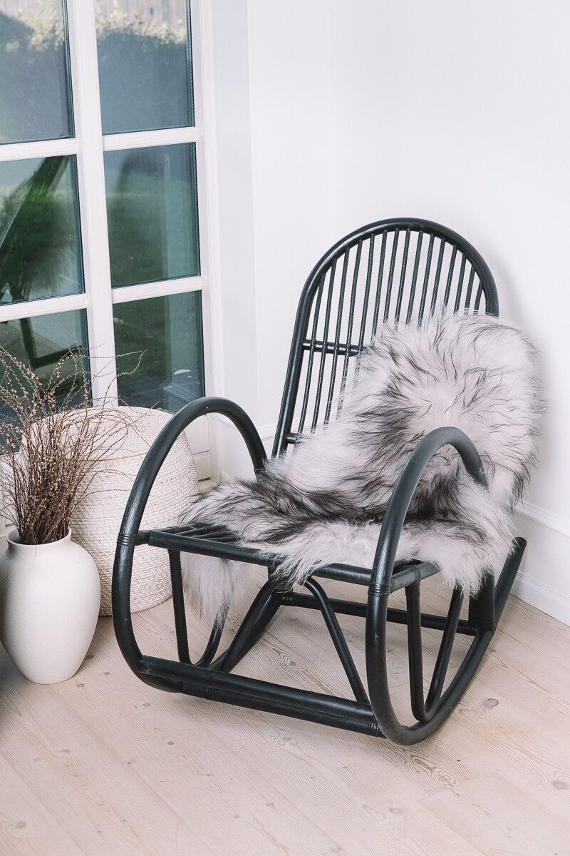 Icelandic Sheepskin | Long Wool | 35x24 in Natural Creamy White