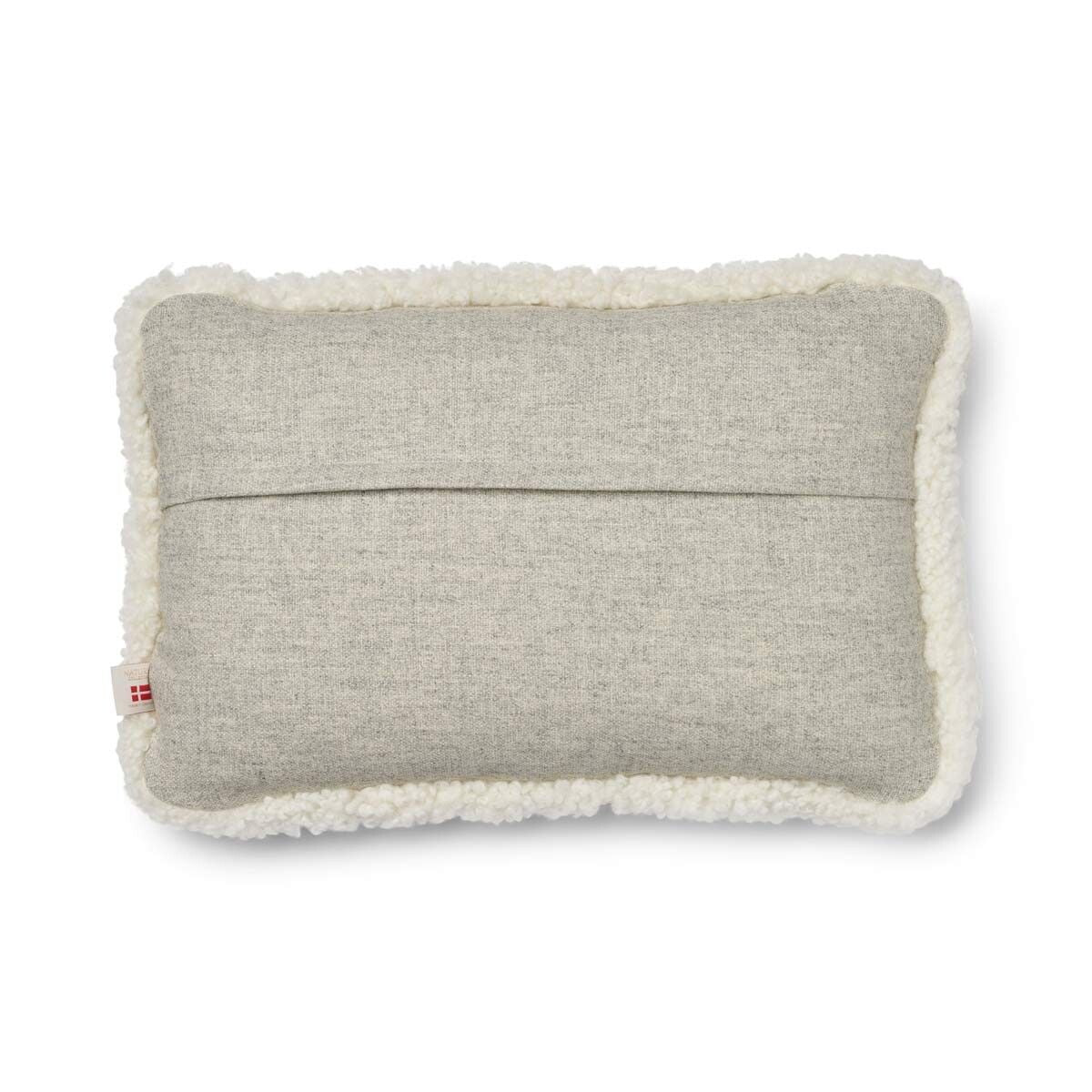 Short-Wool Sheepskin Cushion | SW trim | 34x52 cm Silver/Ivory