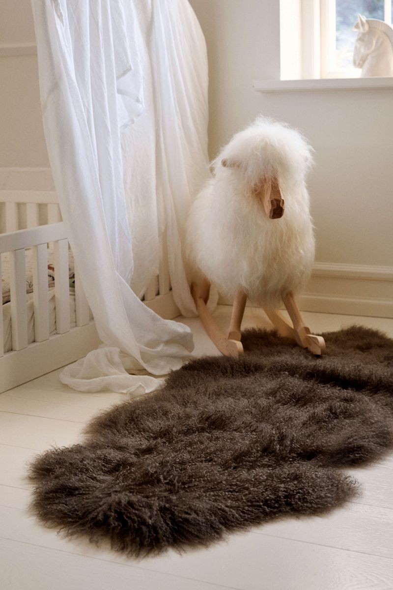 Double Tibetan Sheepskin Taupe