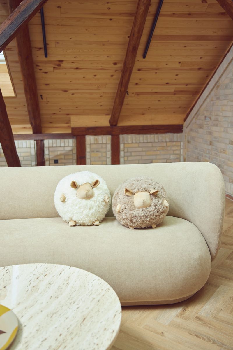 Cute Sheep Cushion | D8 in | D11 in | D13,5 in Taupe