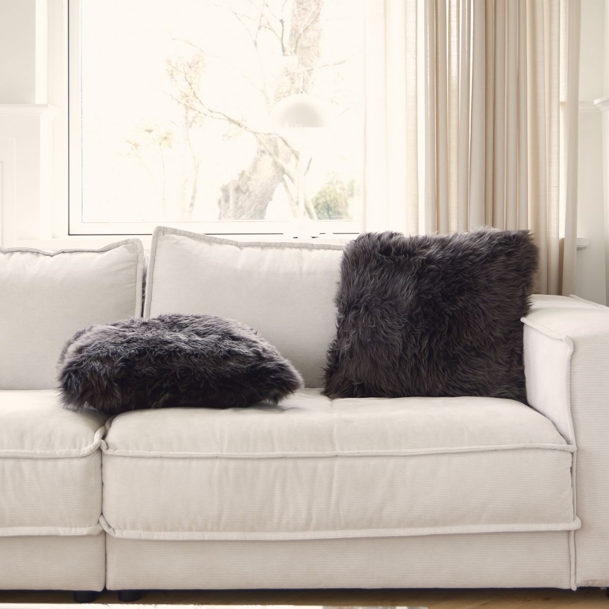 Long-Wool Sheepskin Cushion | 20x20 in Aubergine