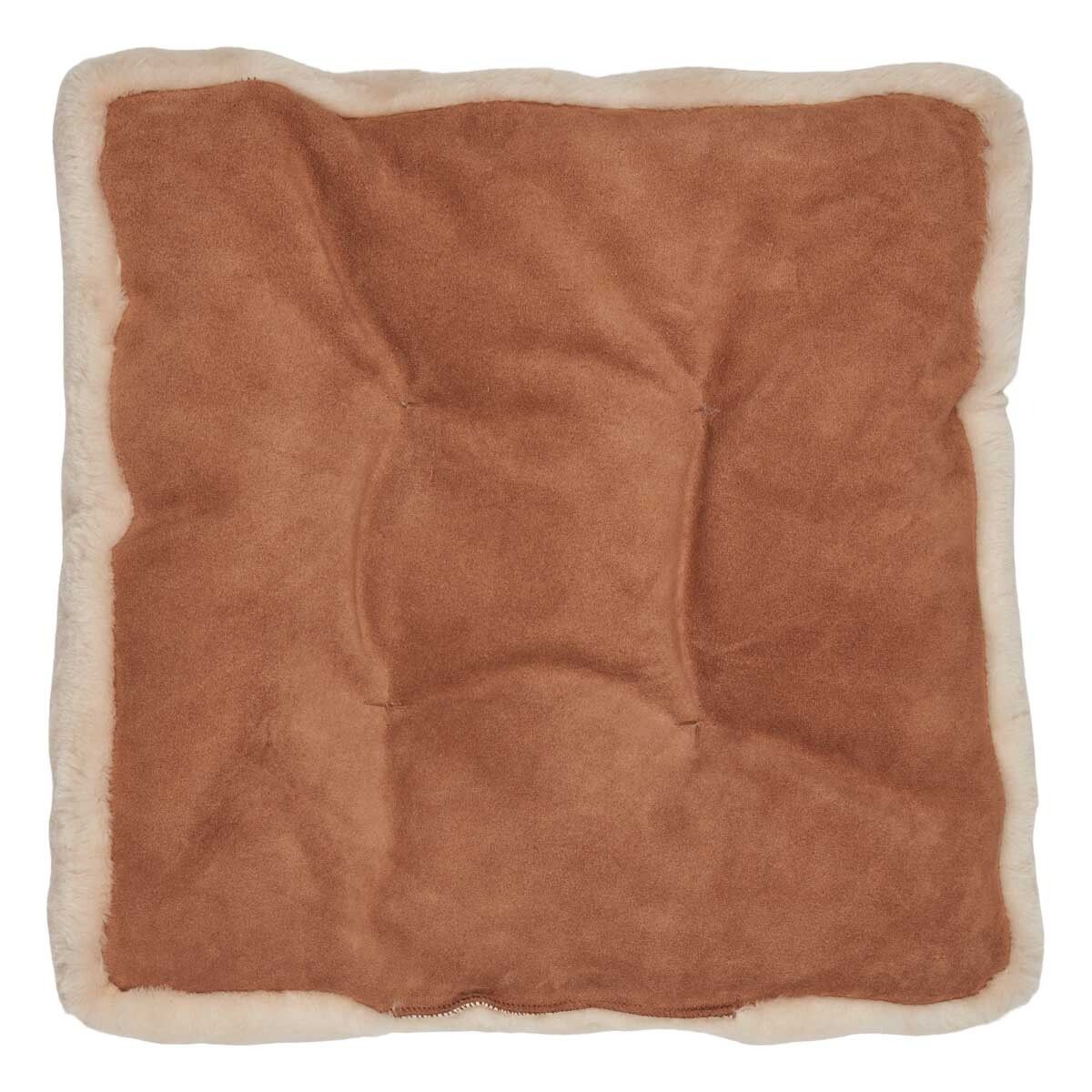 Moccasin Seat Cover | 18x18x2 in Chestnut