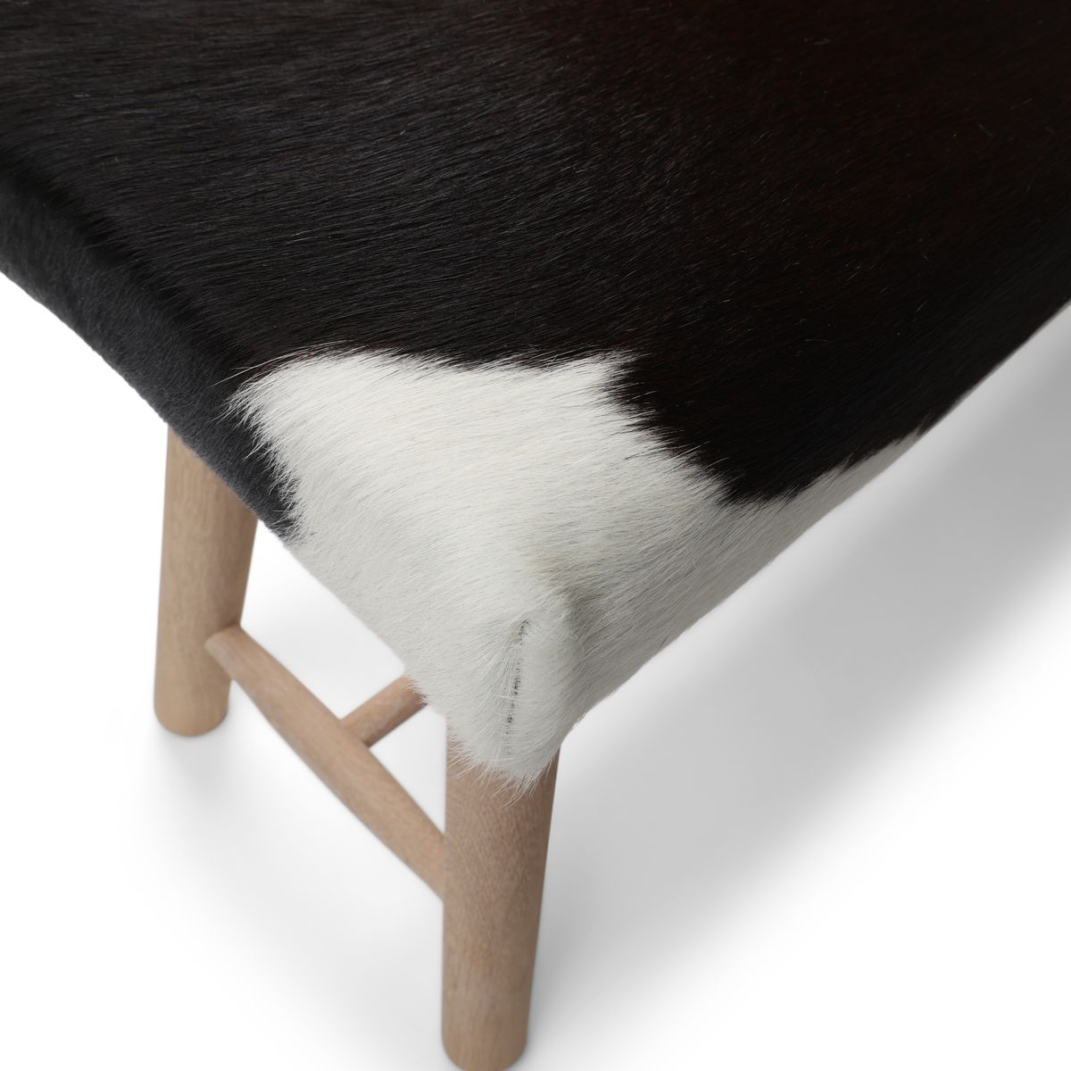 Cowhide Bench Black/White