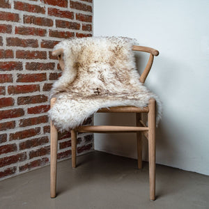 New Zealand Sheepskin | Long Wool | 39 in Black Tip