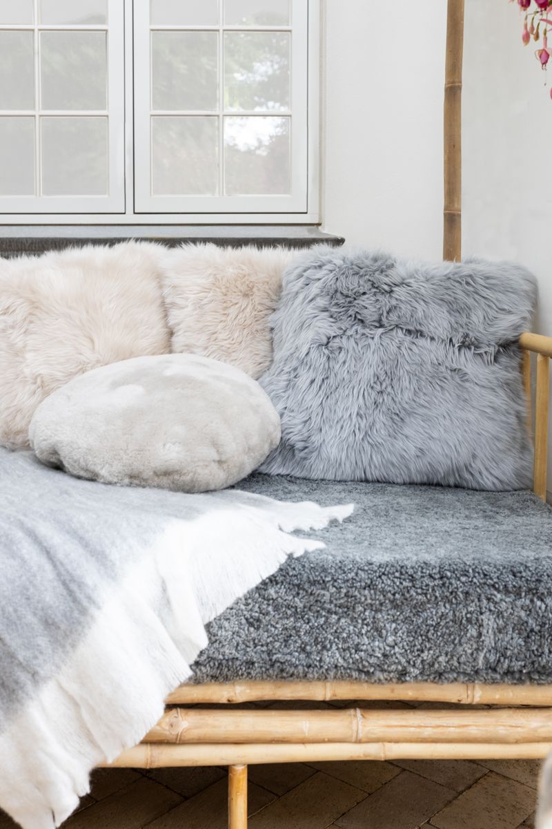 Long-Wool Sheepskin Cushion | 50x50 cm