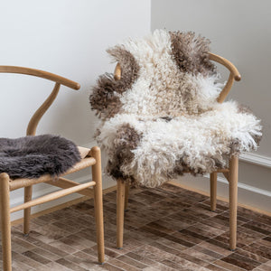 Curly Sheepskin | Austria | Natural Colors | 35 in Blacky