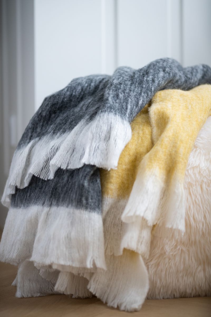 Throw of Mohair Wool | 51x67 in Black