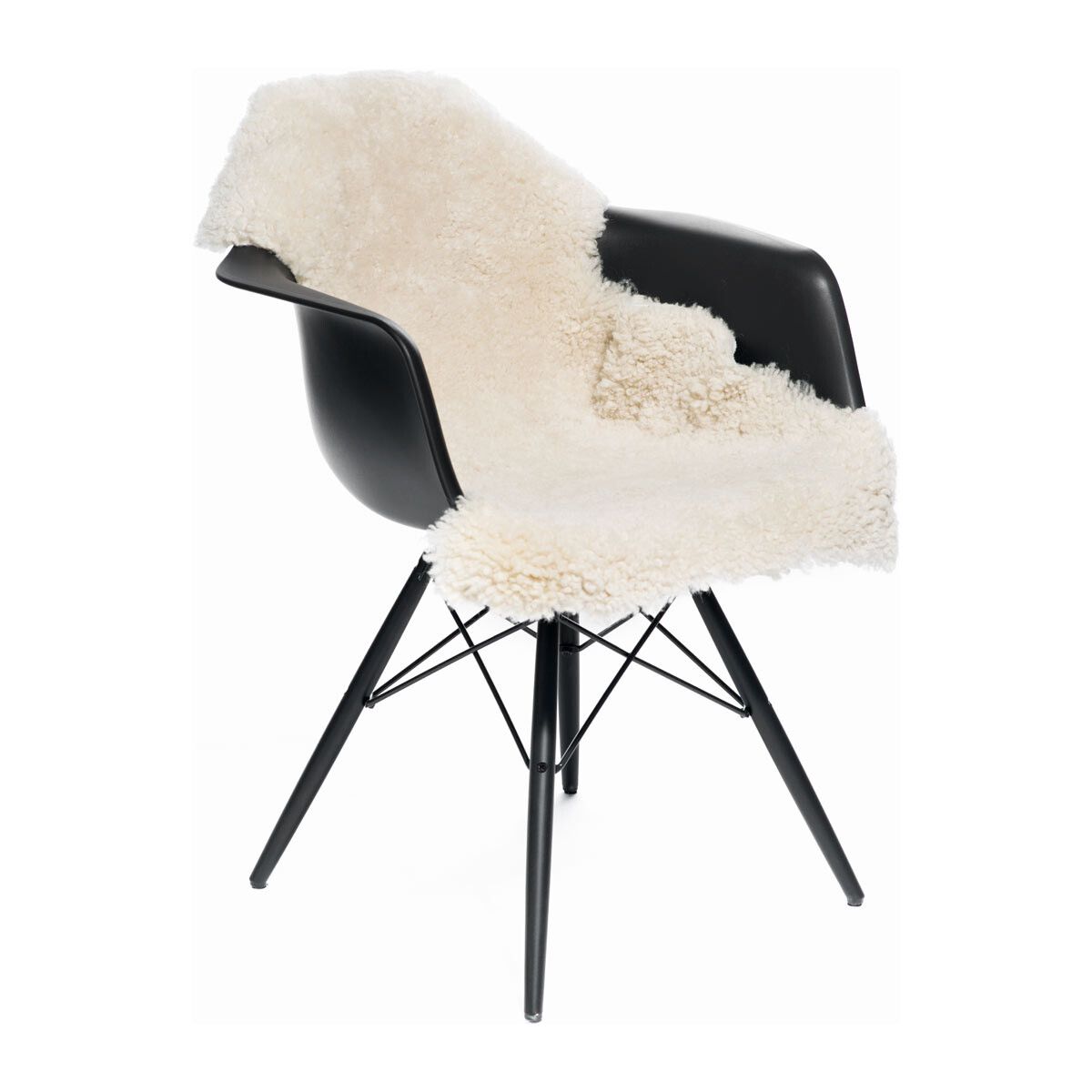 Short Wool Curly Sheepskin 39 in Pearl