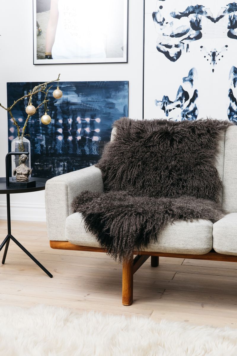 Tibetan Sheepskin | Curly Taupe