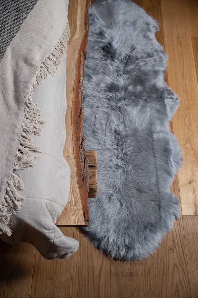 Merino Sheepskin | Long Wool | New Zealand | 63x24 in Light Grey