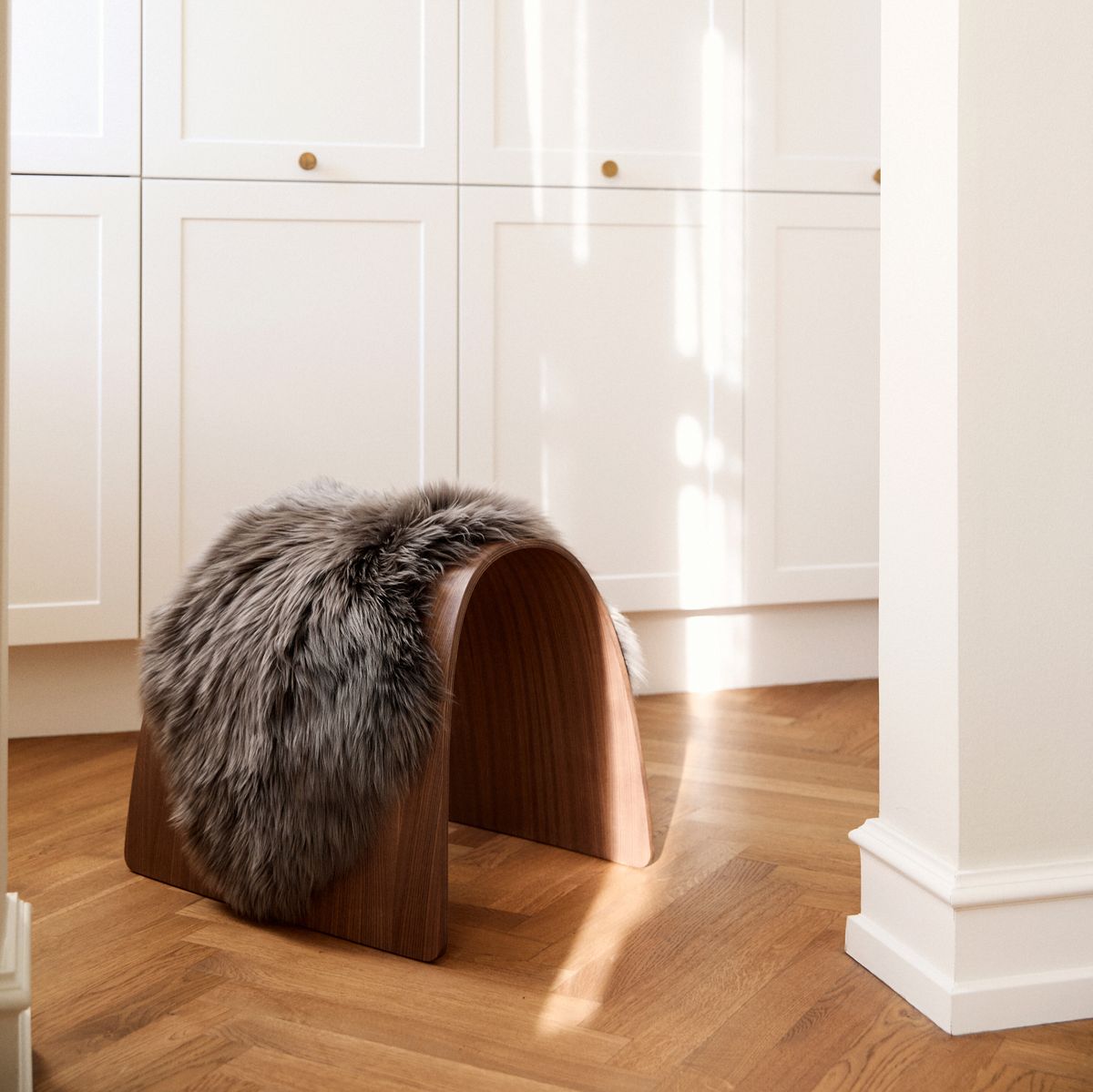 Sheep Stool Black Oak