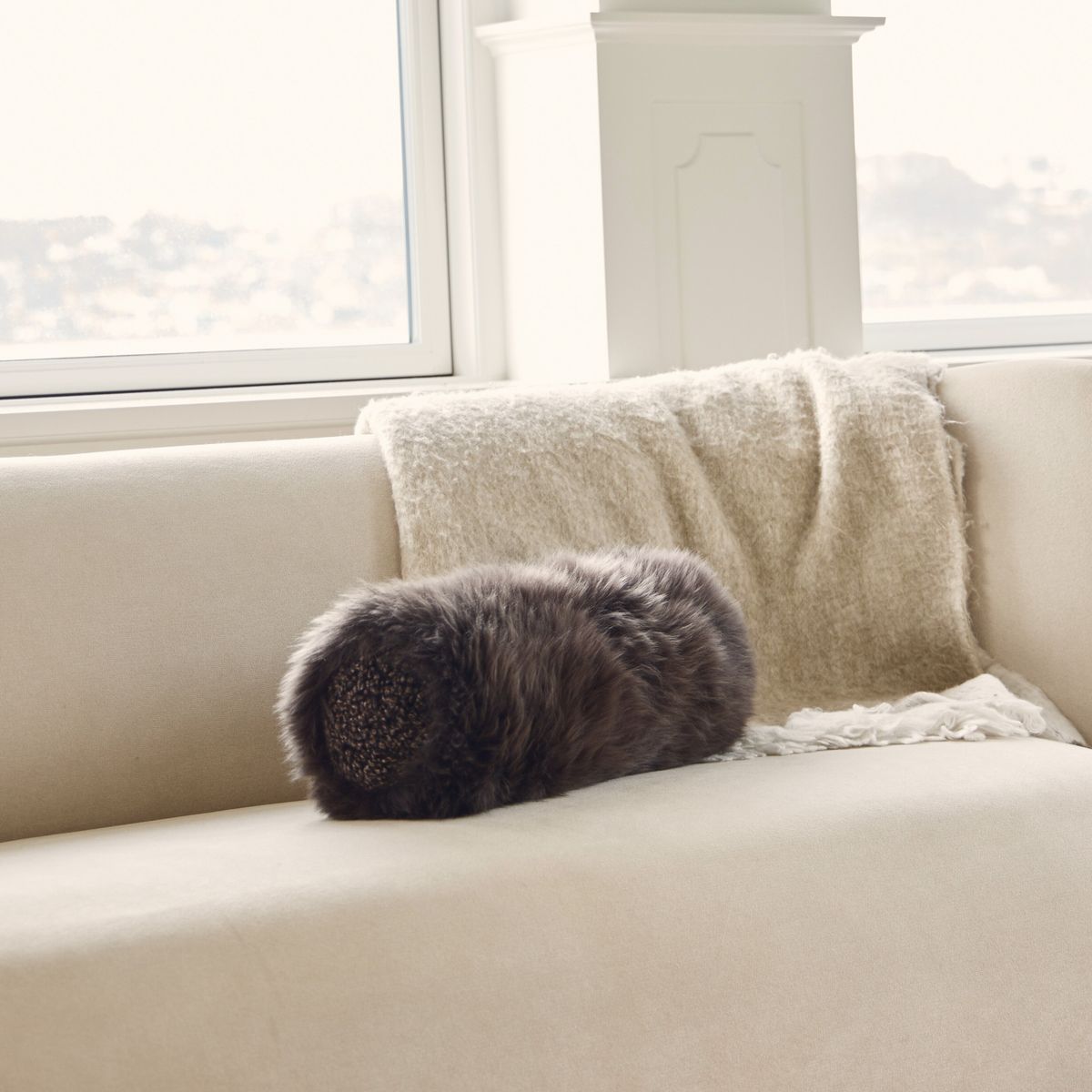 Bolster Cushion Black/Black