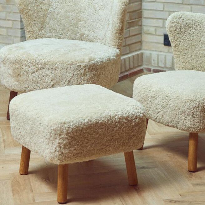 Emily Foot Rest | Short Wool Anthracite