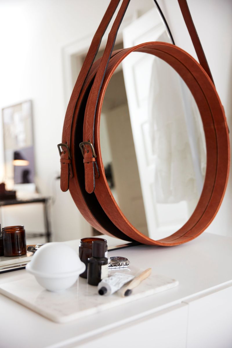 Leather Mirror | Ø60 cm