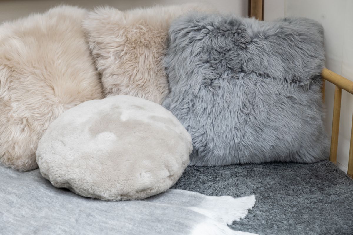 Long-Wool Sheepskin Cushion | 50x50 cm